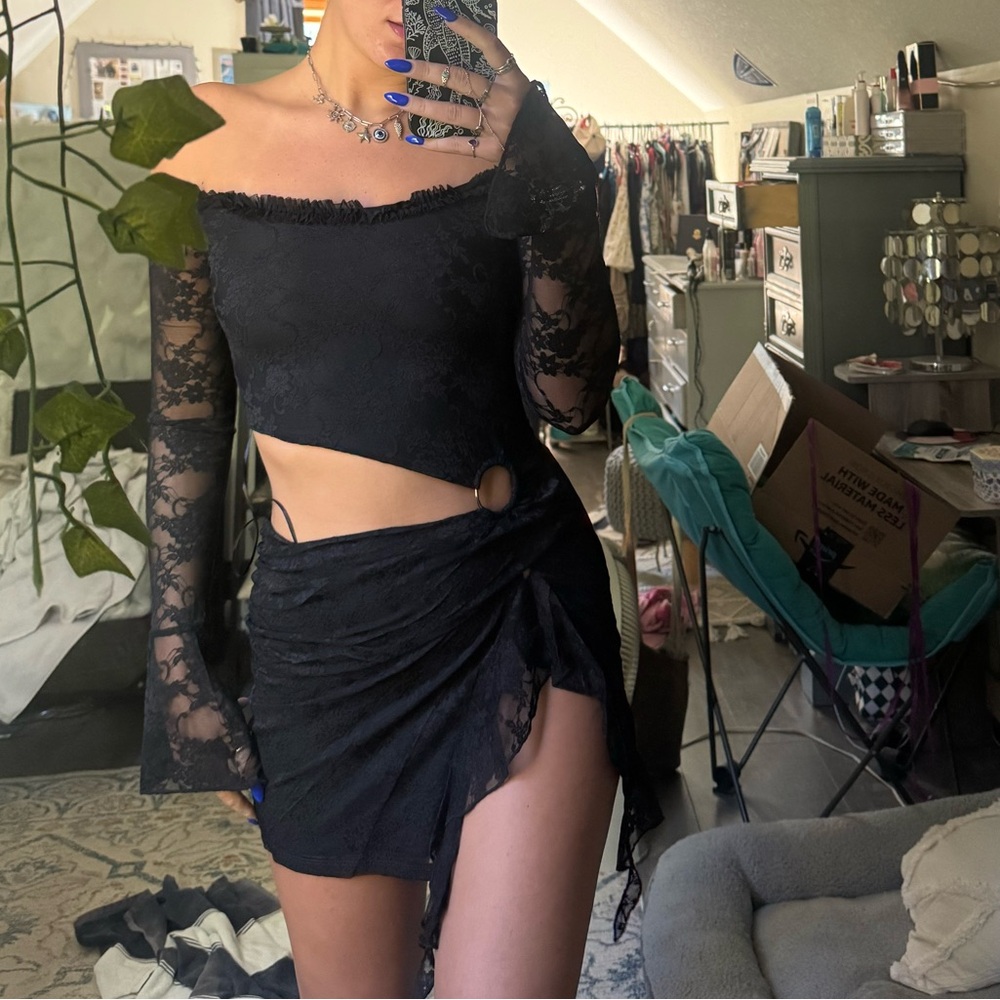 Fashion Nova Black Lace dress